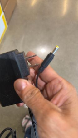 Ac dc charged adapter