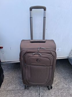Delsey Helium DLX Expandable Spinner Carry-On Luggage - 21" Small Brown