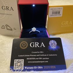 2 CT Moissanite Ring