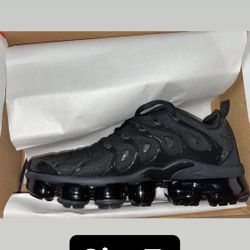 Vapor Max Plus