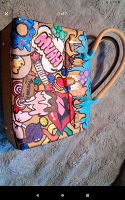Small hand painted purse (North Arlington)(READ BEFORE MESSAGE)
