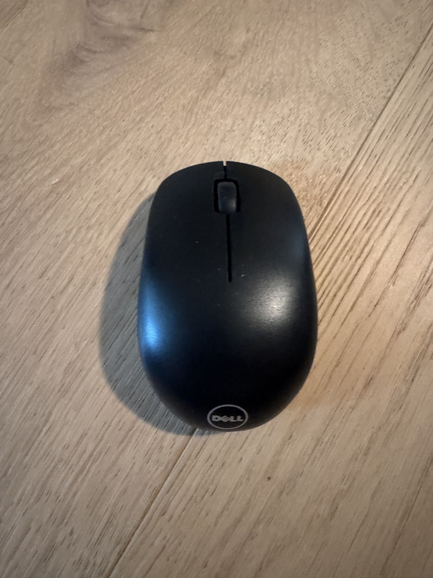 Dell wireless mouse WM126