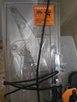 14 foot  branch trimmer