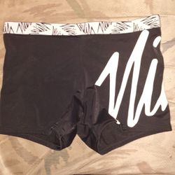 Nike Shorts Women Size Extra Small