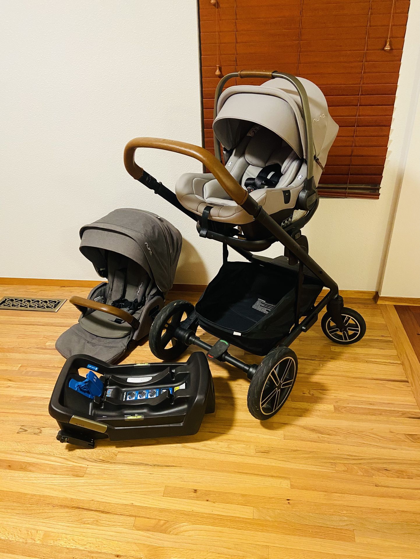 Nuna Mixx Next Stroller With Car Seat
