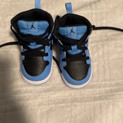 Baby Boy Shoes  5c 