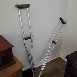 Crutches 