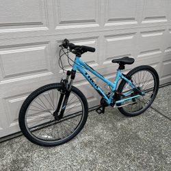 Bike women’s size medium