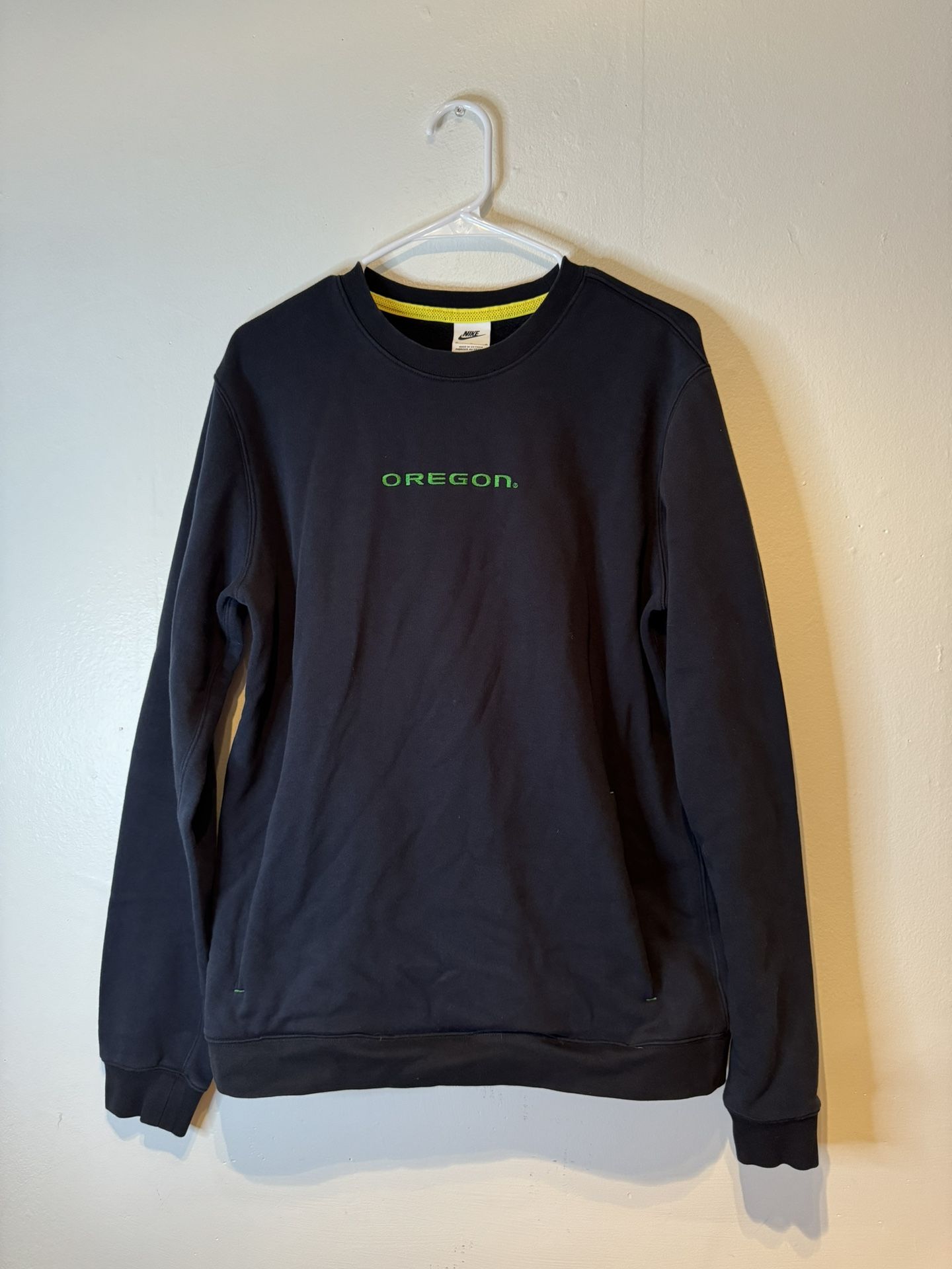 Nike Oregon Ducks Black Crewneck Pullover Sweatshirt Men's Size Medium