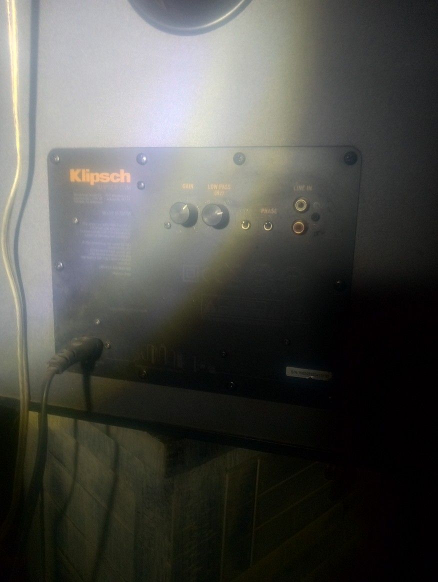 Klipsch 250 Watt Subwoofer