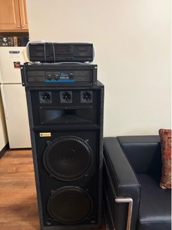 Dj speakers and stereo equipment