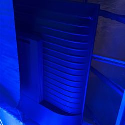 50’ 2025 Samsung 8000 4K UHD 2months Old $200obo