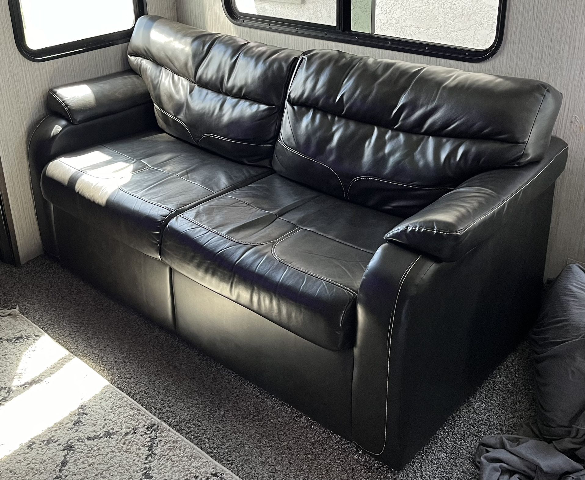 RV COUCH