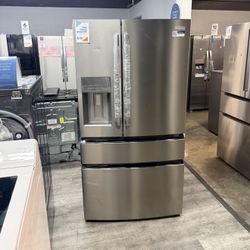 Frigidaire - Gallery 26.3 Cu. Ft. 4-Door French Door Refrigerator - Smudge Proof Stainless Steel