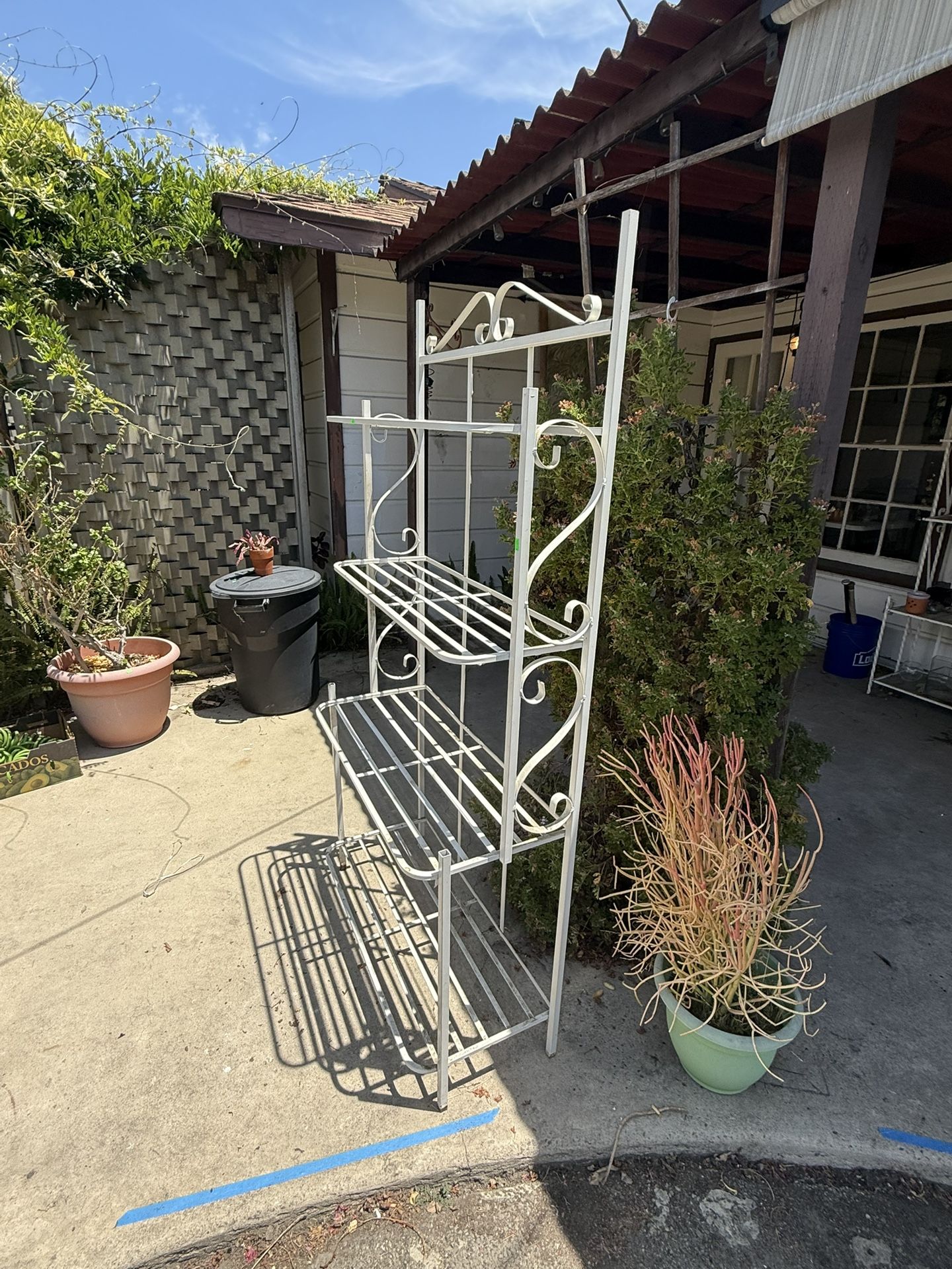Metal shelf