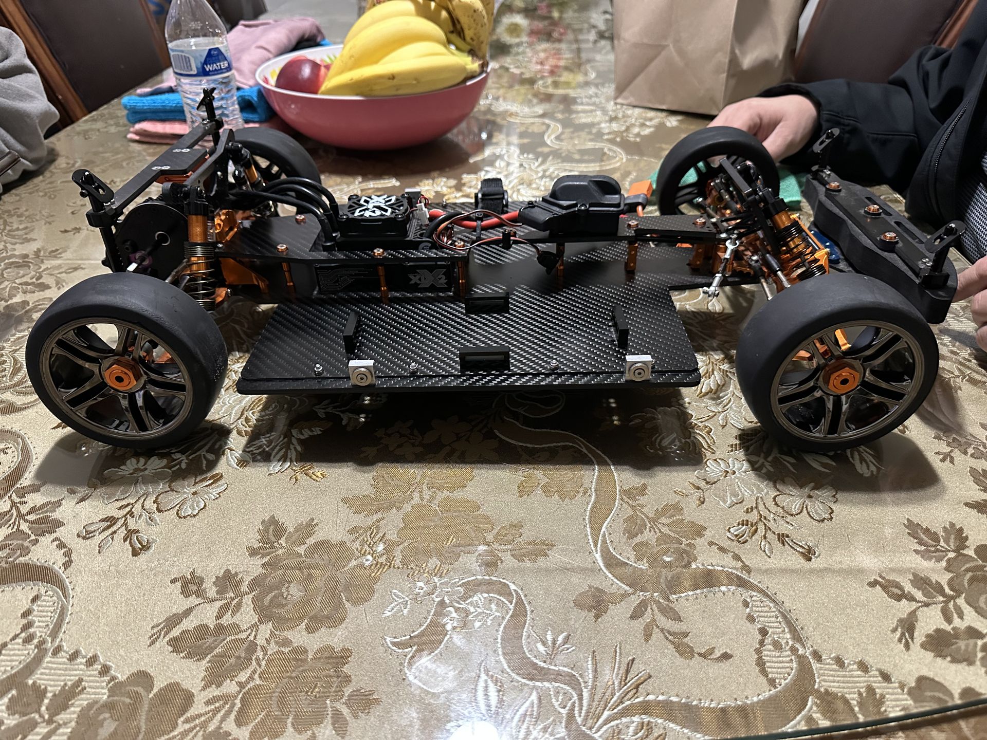 XO1 Custom carbon fiber chassis