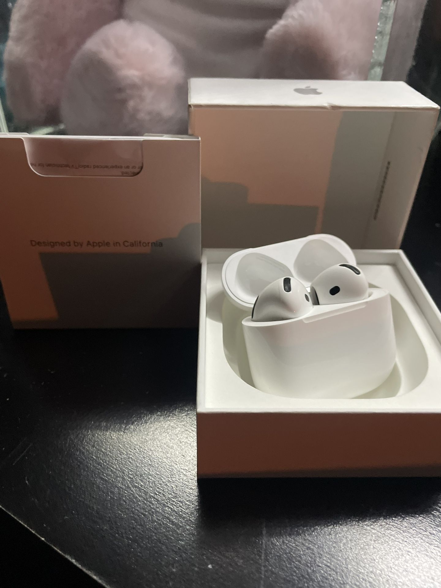 AirPods 4