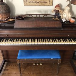 Baldwin Piano