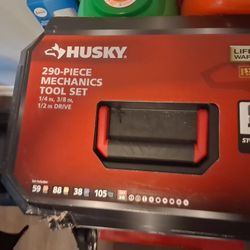 Husky 290 Piece Tool Set