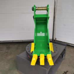  GP Bucket 12" inches for Mini Excavator John Deere 80D or Similar Machinse. 
