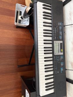Casio keyboard and stand