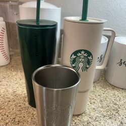 Starbucks Cups 
