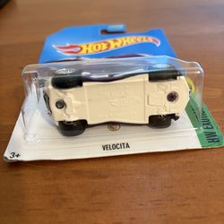22 Random Hotwheels