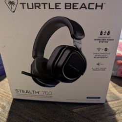 Turtle Beach Stealth™ 700 Headset (Gen 3) Wireless Gaming Headset for PlayStation 4/5 & PC, Black