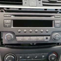 OEM 2013 Nissan Sentra SV Stereo