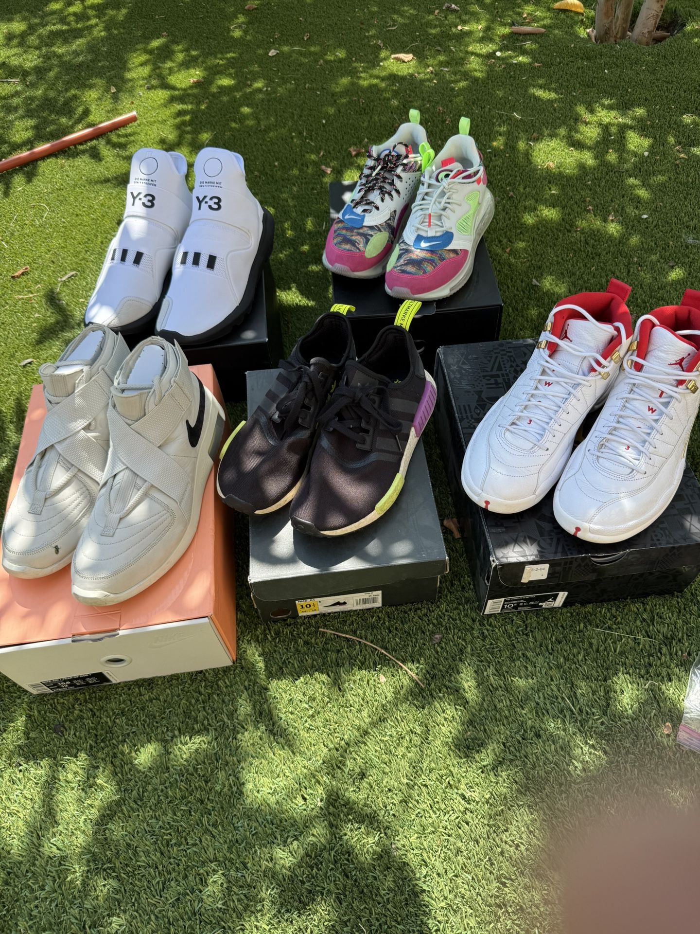SHOES - USED/NEW SIZE 10.5/11