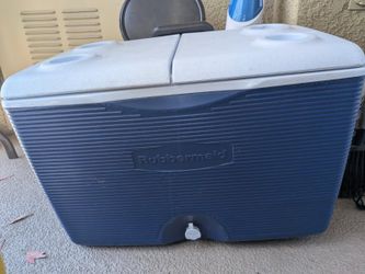 Ice chest