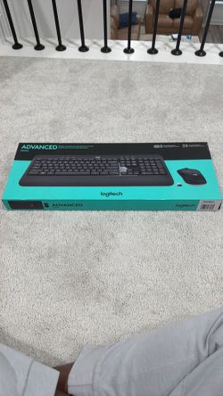 Logitech MK540 Advanced Wireless Keyboard & Mouse Combo