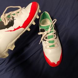 Joker Cleats