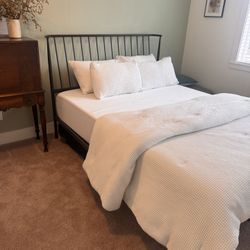 Queen bed frame and mattress 