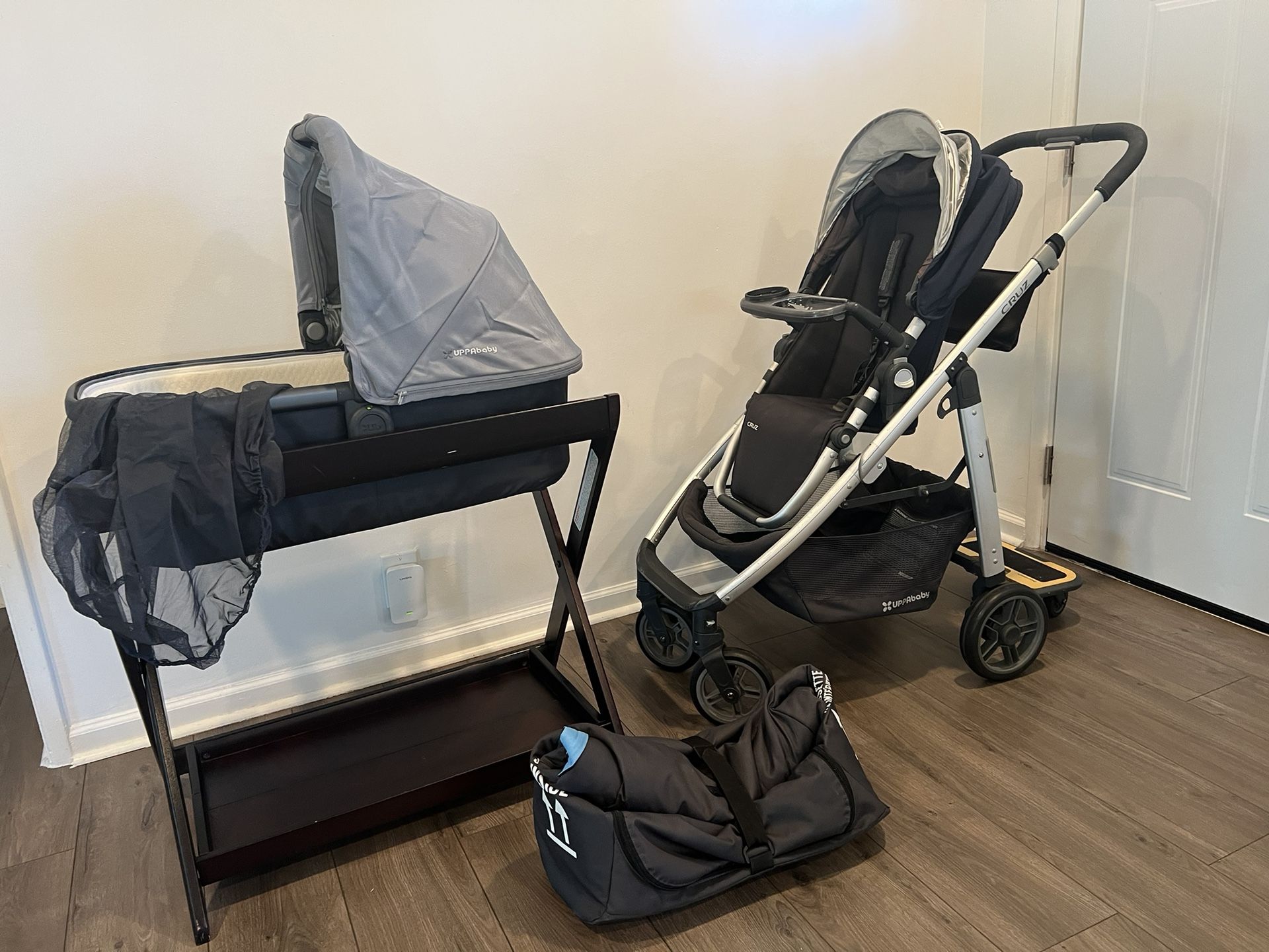 Uppababy Stand Used Uppababy Bassinet Uppababy Used For Sale Used Uppababy