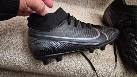 Soccer cleats mens 6