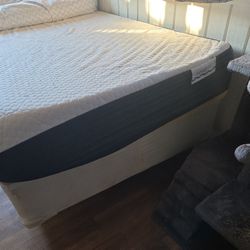 Twin Size Bed and Frame