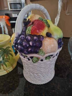 Vintage Garden Harvest Fruit Basket Cookie Jar