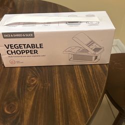VEGETABLE CHOPPER