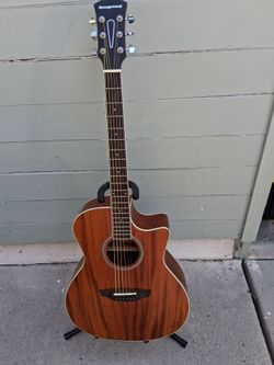 Orangewood Acoustic Grand Auditorium cut-a-way Mahagony  wood Rey M model