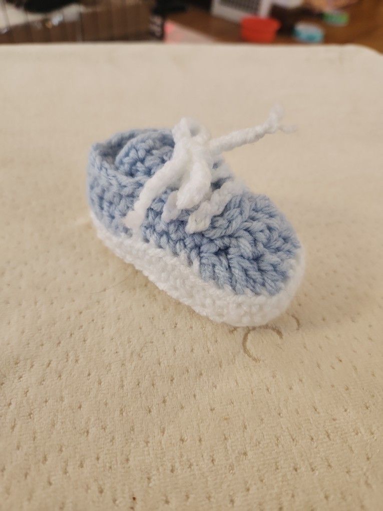 Newborn Baby Converse Style Booties
