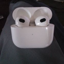 Apple Ear Pods 3rd Generation 