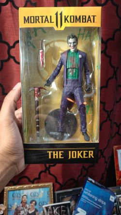 Mortal Kombat 11: The Joker Figure