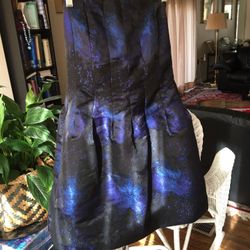 H&M holiday blue silver size dress 8-10 gorgeous never worn, gorgeous, slimming.