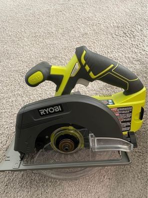Ryobi wireless 5 1/2 in circular saw Tool Only