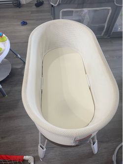 SNOO SMART SLEEPER BASSINET
