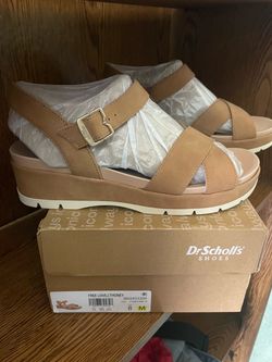 Dr. Scholl's Free Love Wedge Sandals Size 8