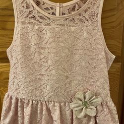 Lovely Pink Little Girl’s Lace Dresz