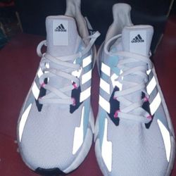 Adidas Running Shoes Brand New Size 7 1/2