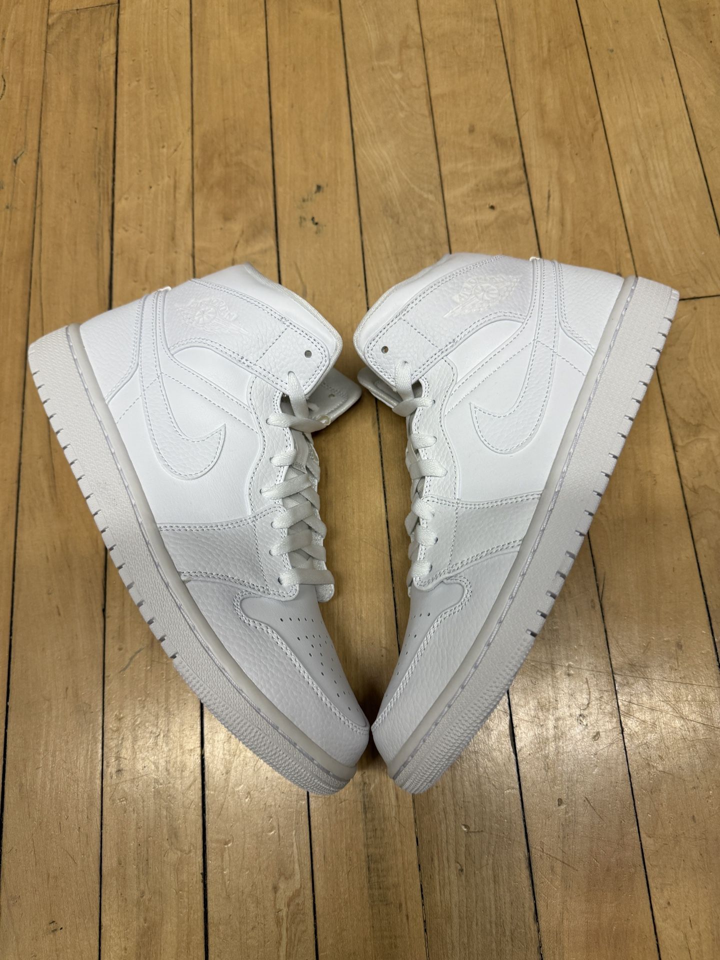 Jordan Mid Triple White Size 10 DS With Box
